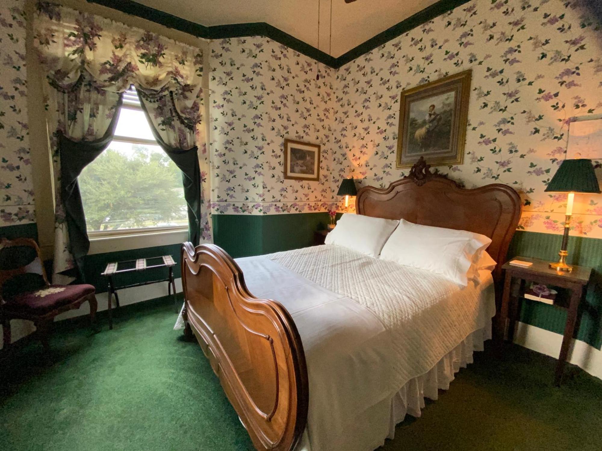 Four Winds Victorian Venue & Suites Bonham Exterior photo